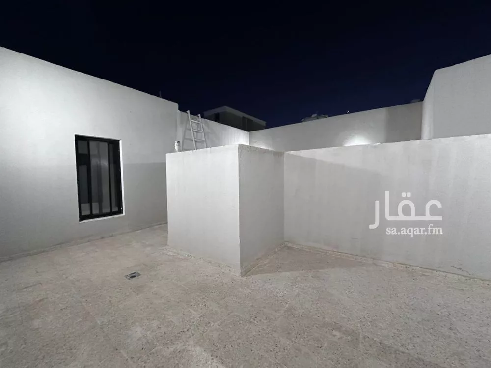 دور 4 غرف في طيبة 17