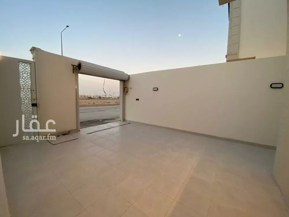 4 bedroom floor in Okaz 4
