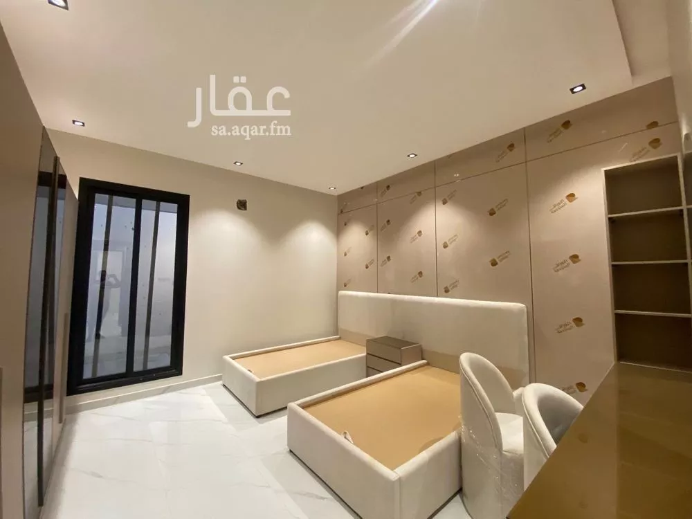 4 bedroom floor in Okaz 7