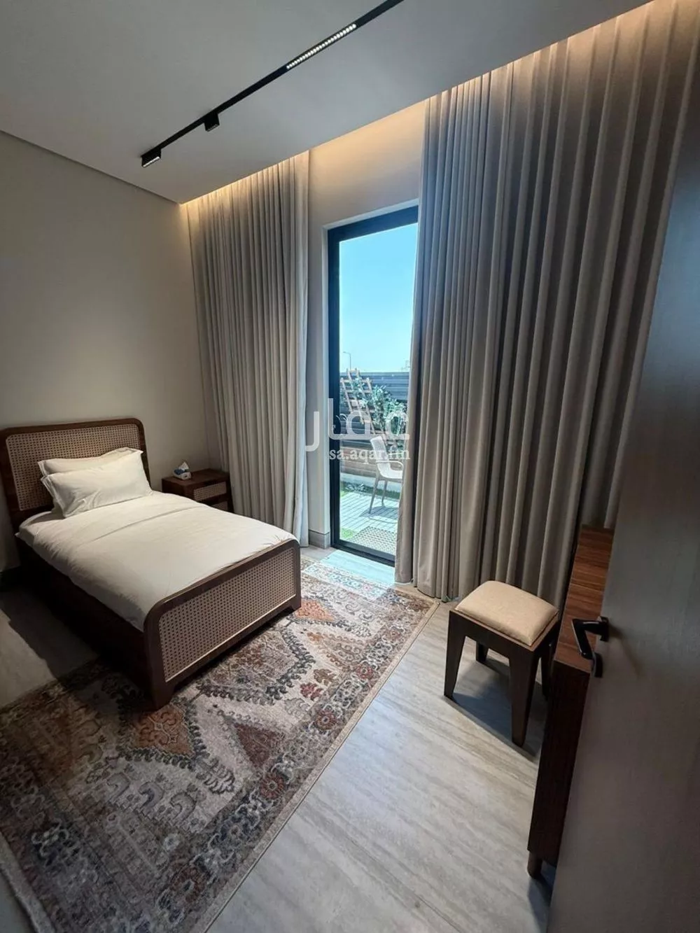 3 bedroom floor in Al Aridh 11