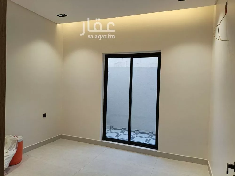 دور 3 غرف في السويدي 12