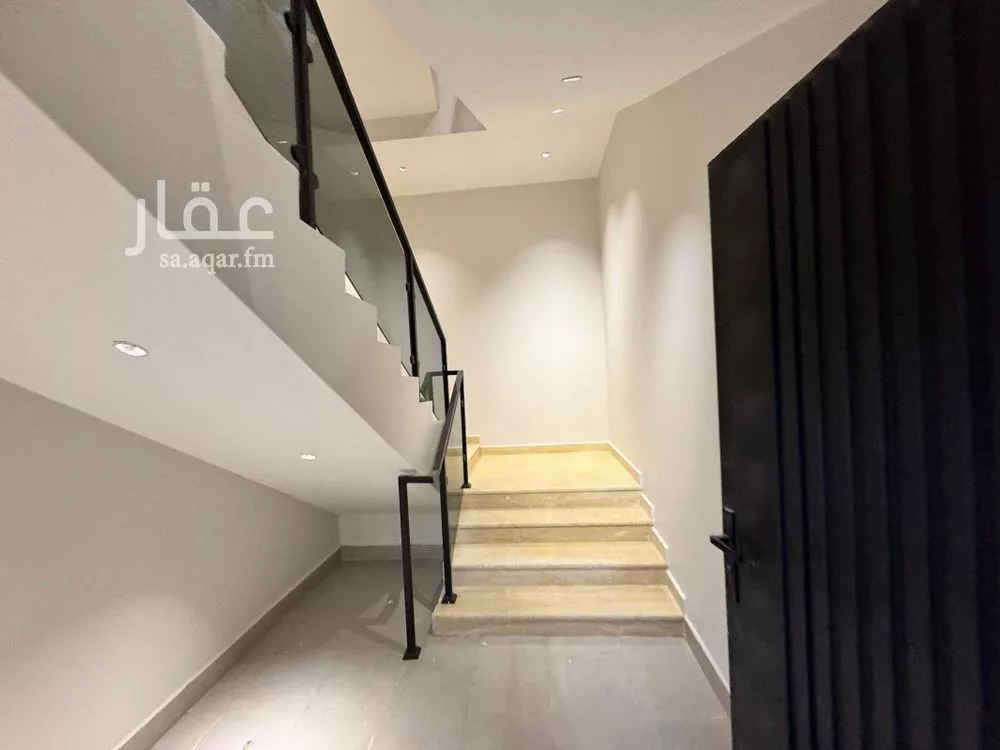 4 bedroom floor in Dirab 2