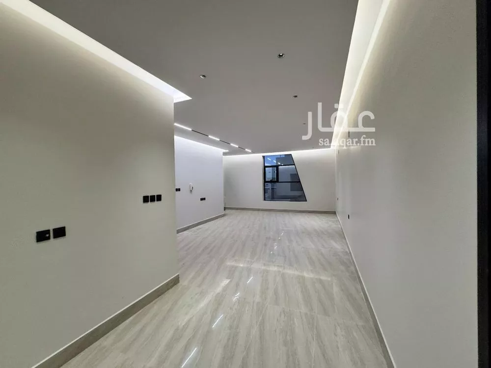 4 bedroom floor in Dirab 9