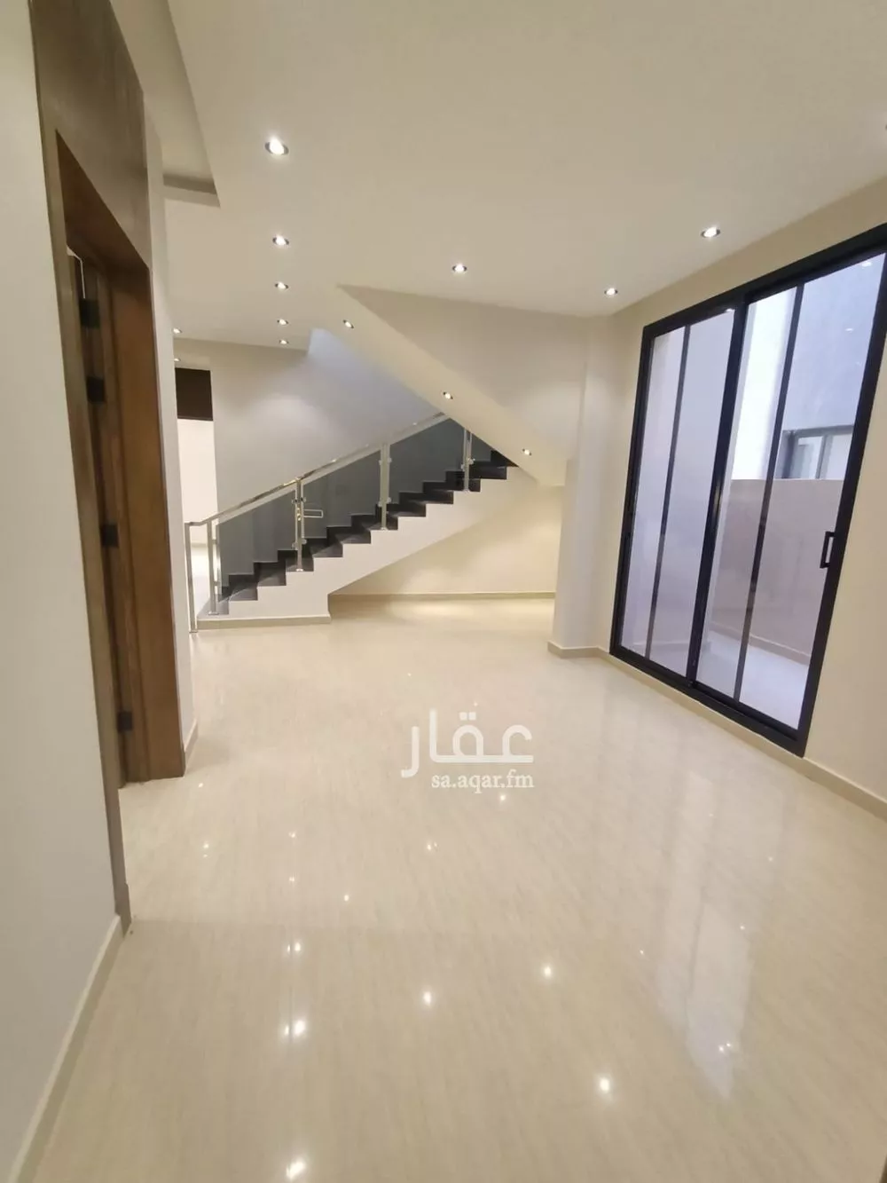 دور 5 غرف في عكاظ 12