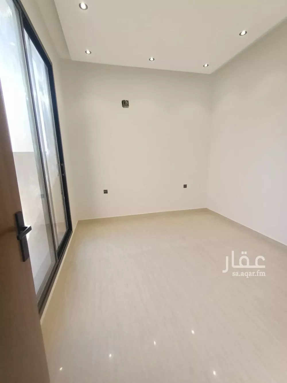 دور 5 غرف في عكاظ 10