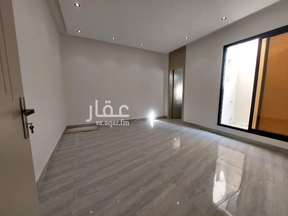 4 bedroom floor in Taibah 12
