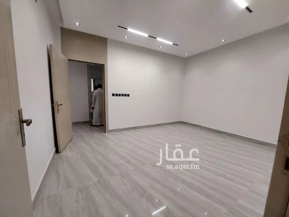 4 bedroom floor in Taibah 3