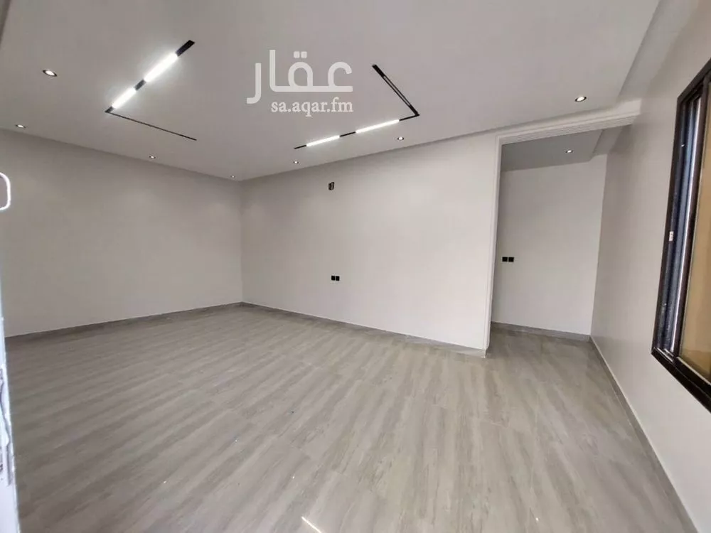 4 bedroom floor in Taibah 8