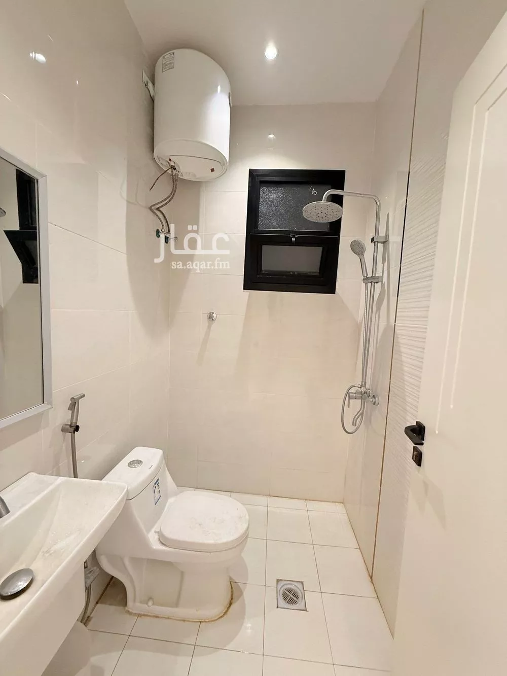 4 bedroom floor in As Suwaidi 12