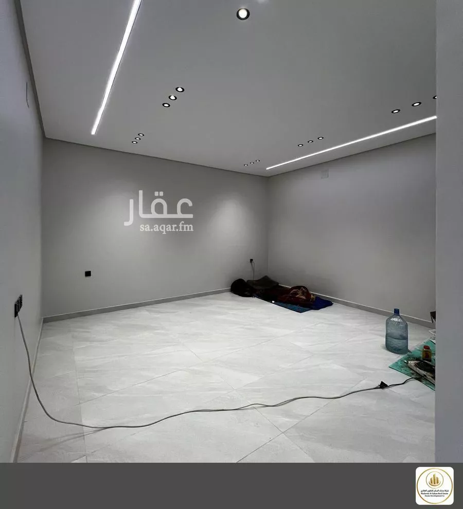 5 bedroom floor in Al Maizilah 11