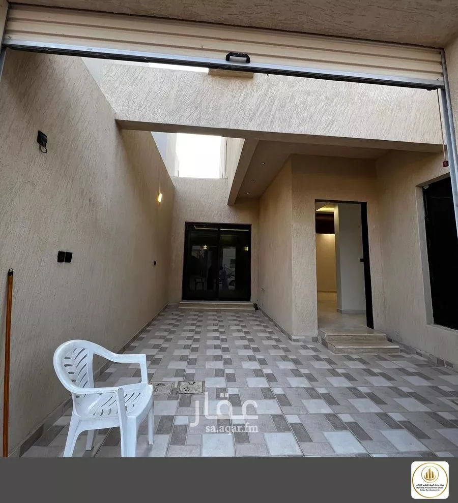 5 bedroom floor in Al Maizilah 13
