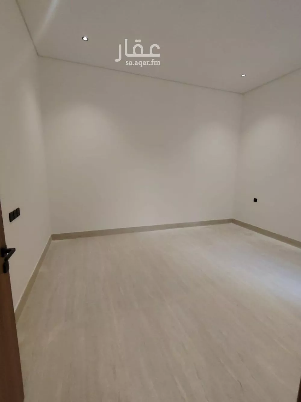 5 bedroom floor in Dahiat Namar 7