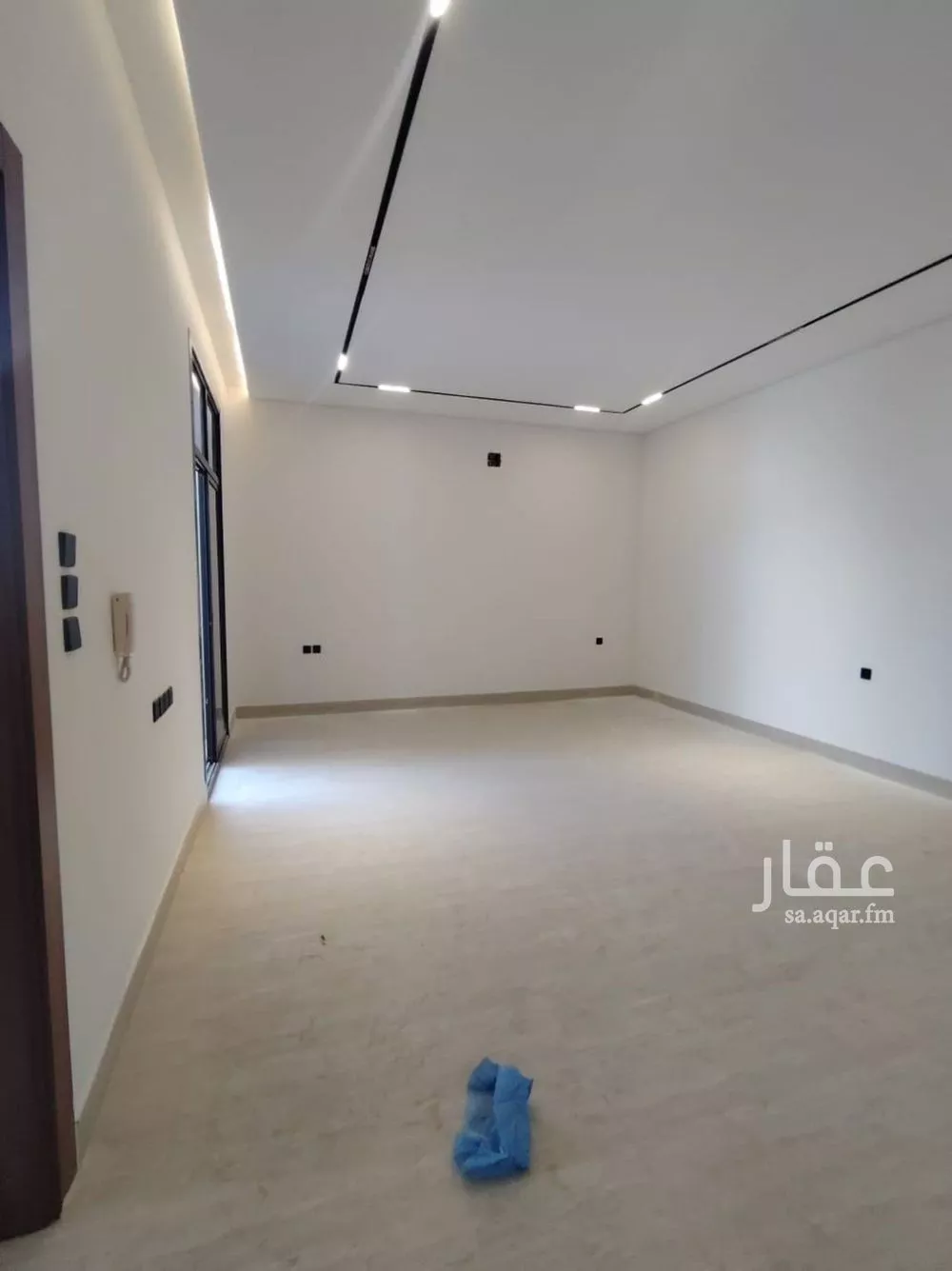 5 bedroom floor in Dahiat Namar 9