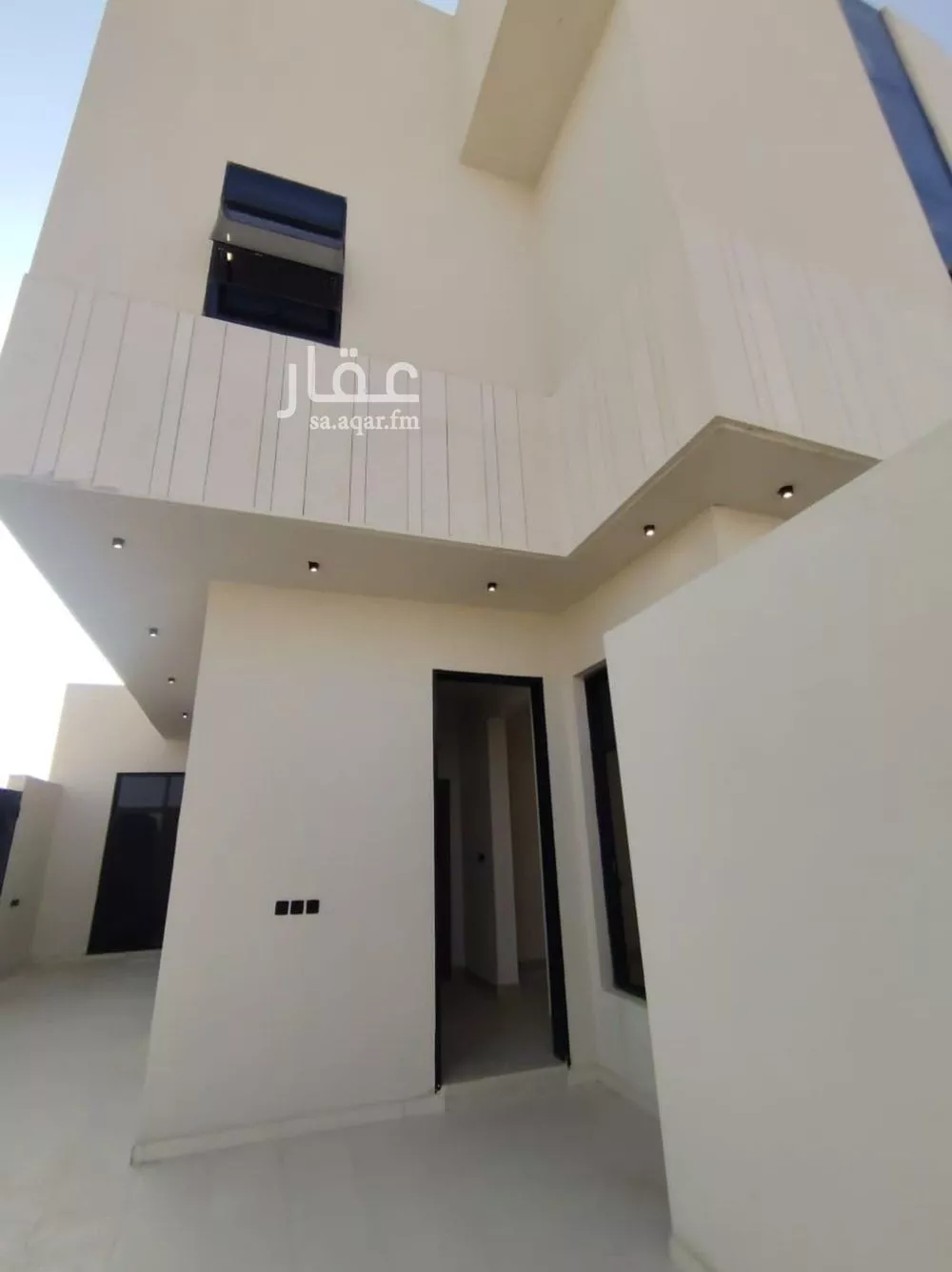 5 bedroom floor in Dahiat Namar 10