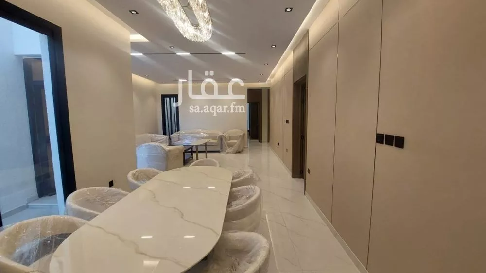 3 bedroom floor in Okaz 2