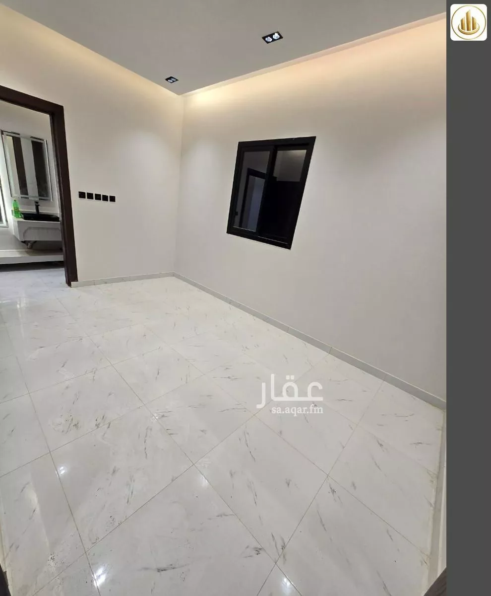 5 bedroom floor in Al Janadriyah 5