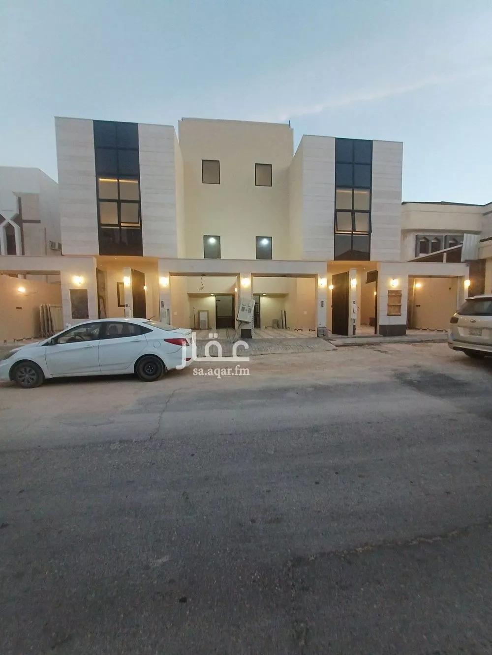 3 bedroom floor in As Suwaidi 2
