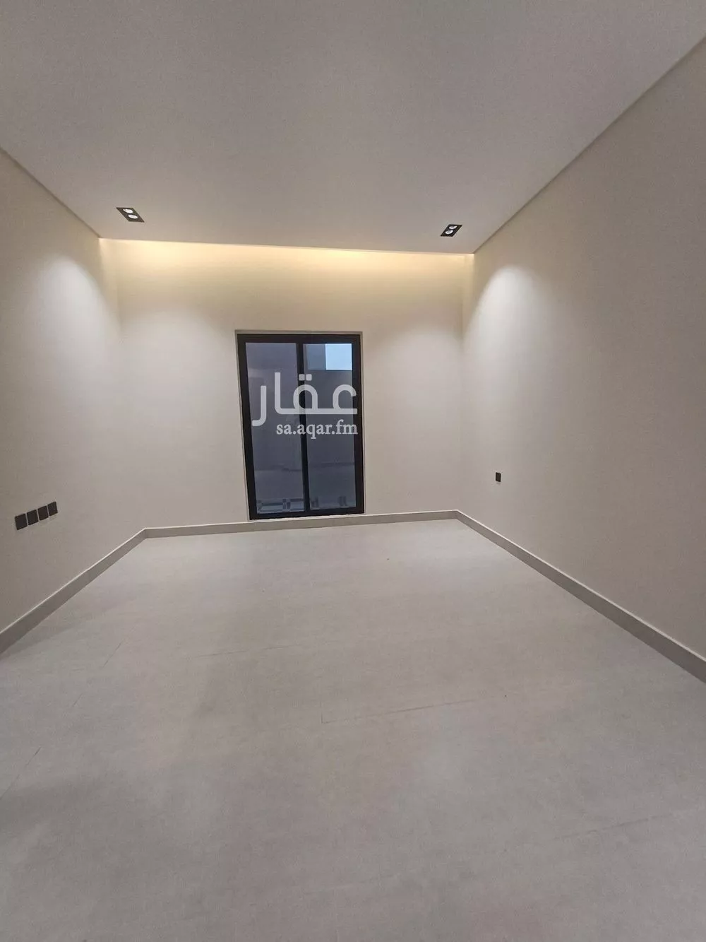 3 bedroom floor in As Suwaidi 14