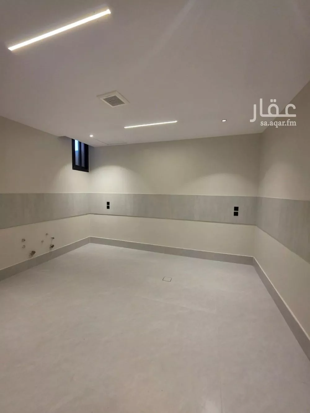4 bedroom floor in Dirab 5