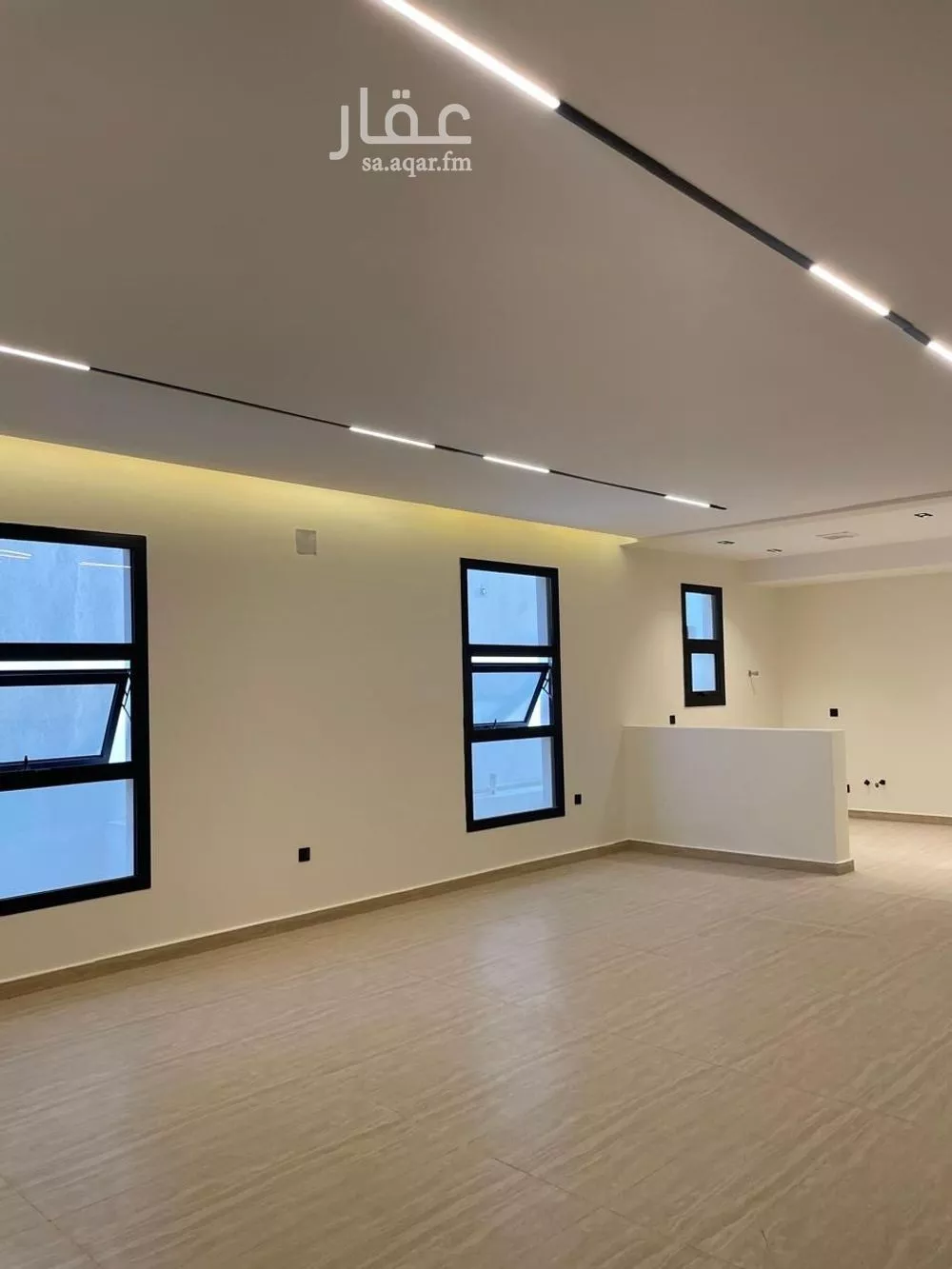 3 bedroom floor in As Suwaidi Al Gharabi 4