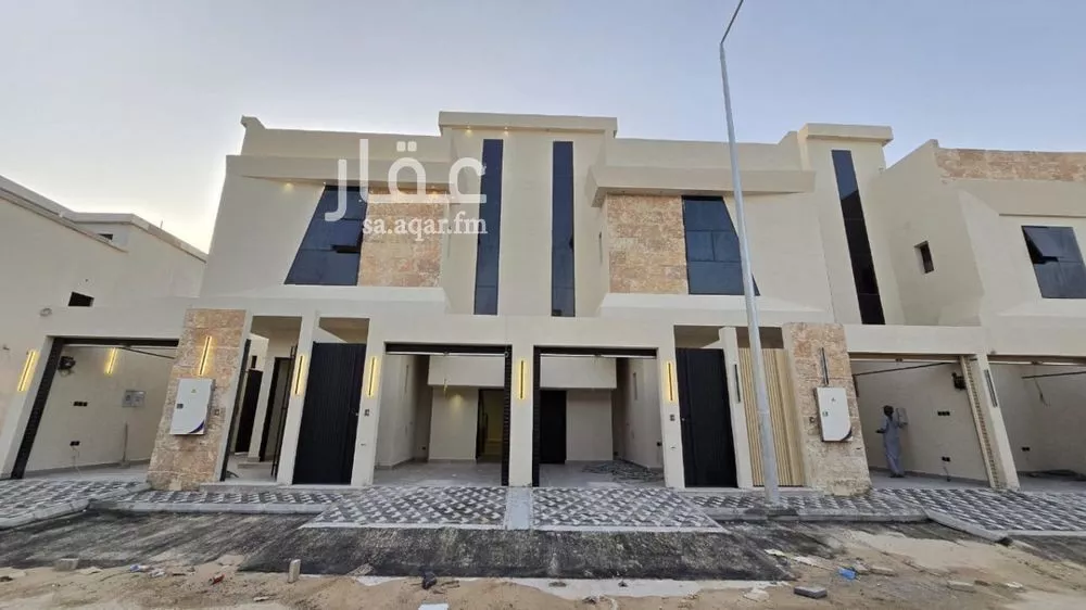 5 bedroom floor in Dirab 3