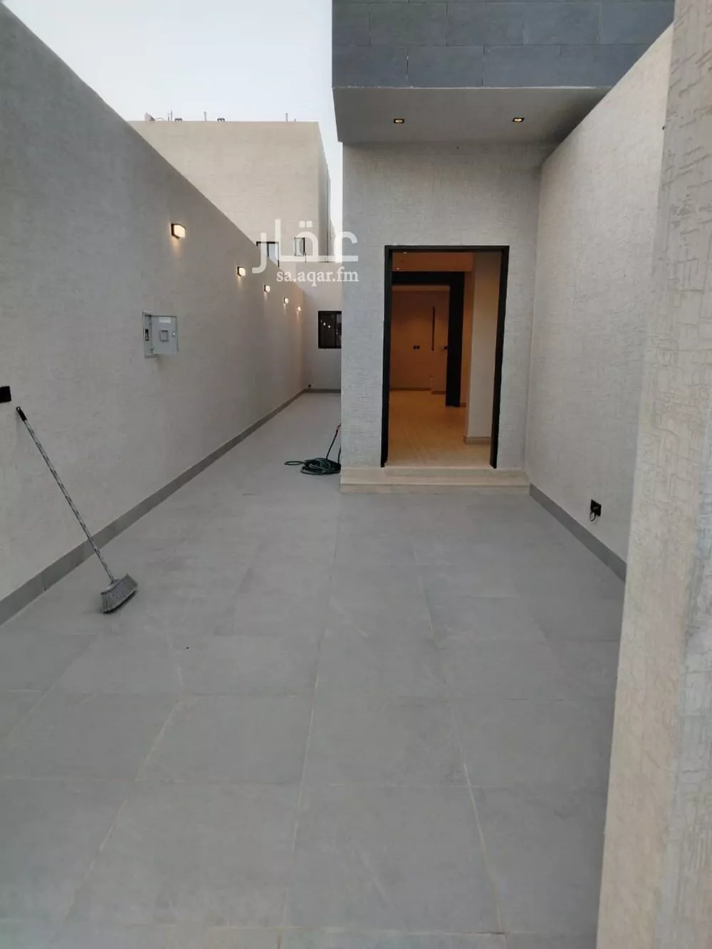 4 bedroom floor in Al Aridh 5