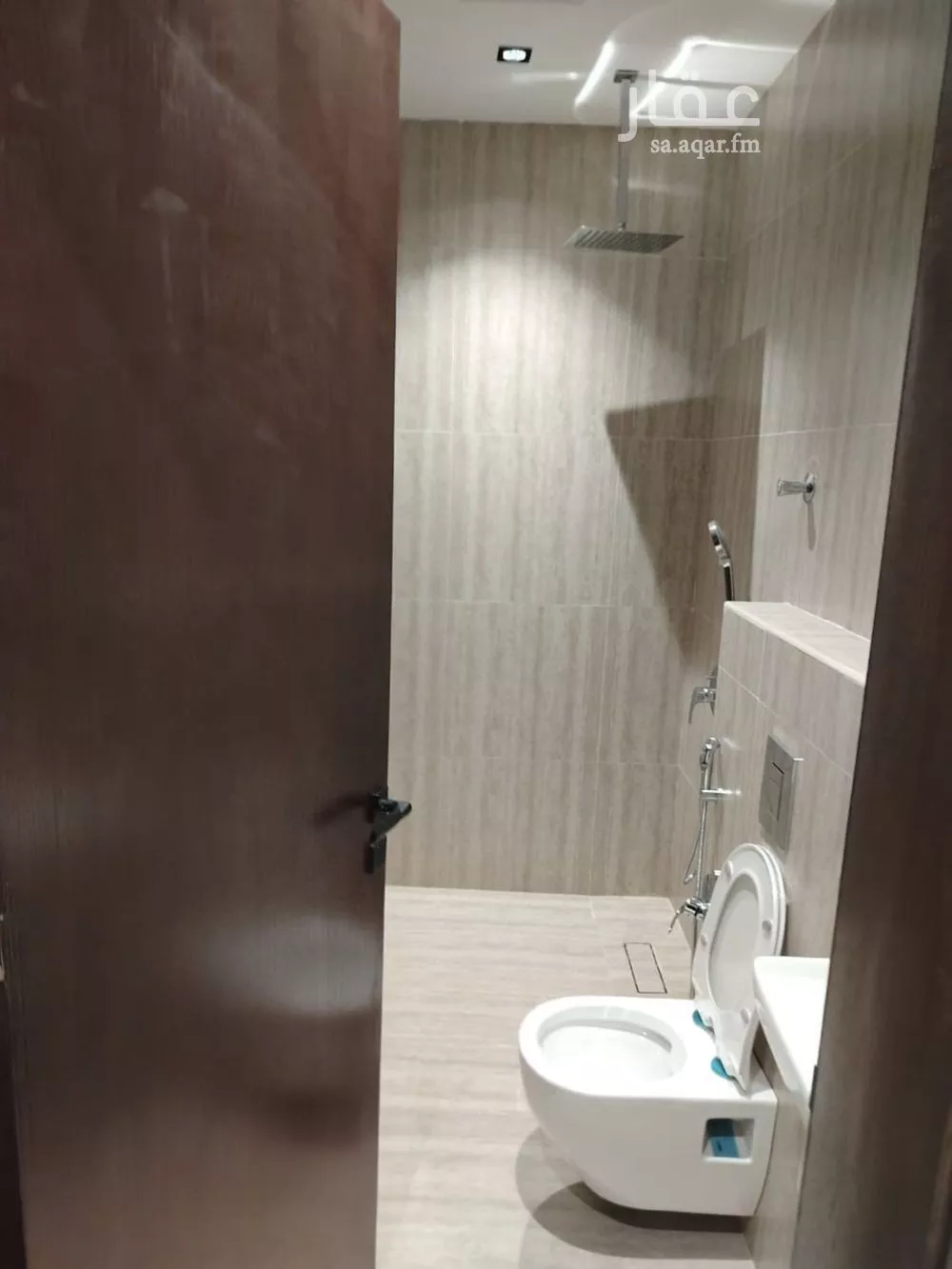 4 bedroom floor in Al Aridh 6