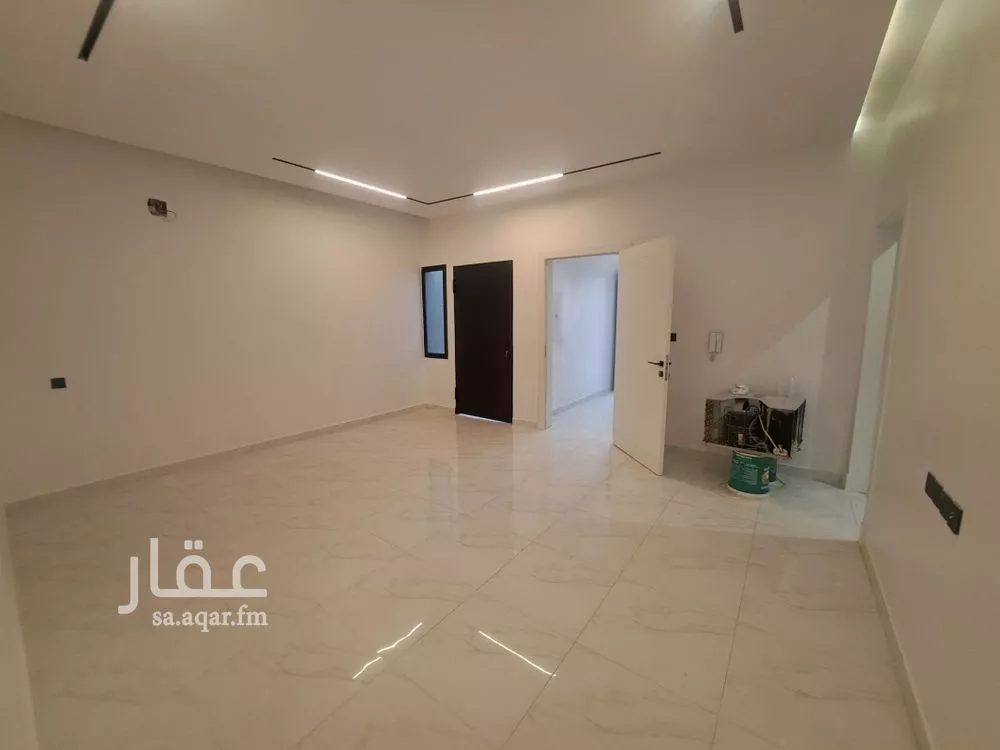 3 bedroom floor in As Suwaidi 3