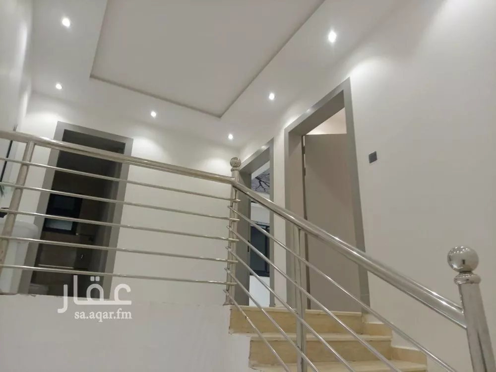 3 bedroom floor in Badr 7