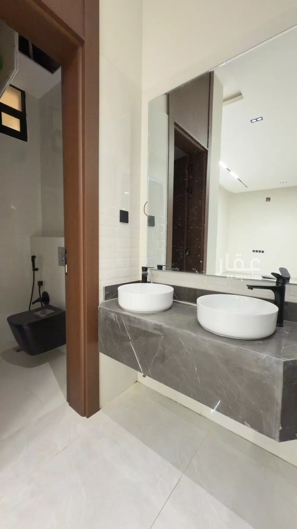 5 bedroom floor in Ash Sharq 4
