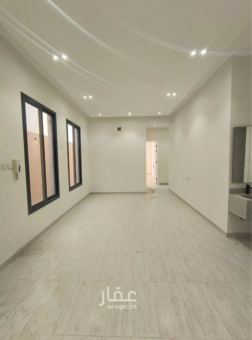 5 bedroom floor in Dahiat Namar 18
