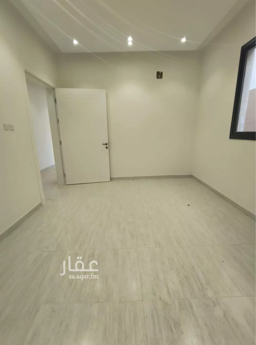 5 bedroom floor in Dahiat Namar 19