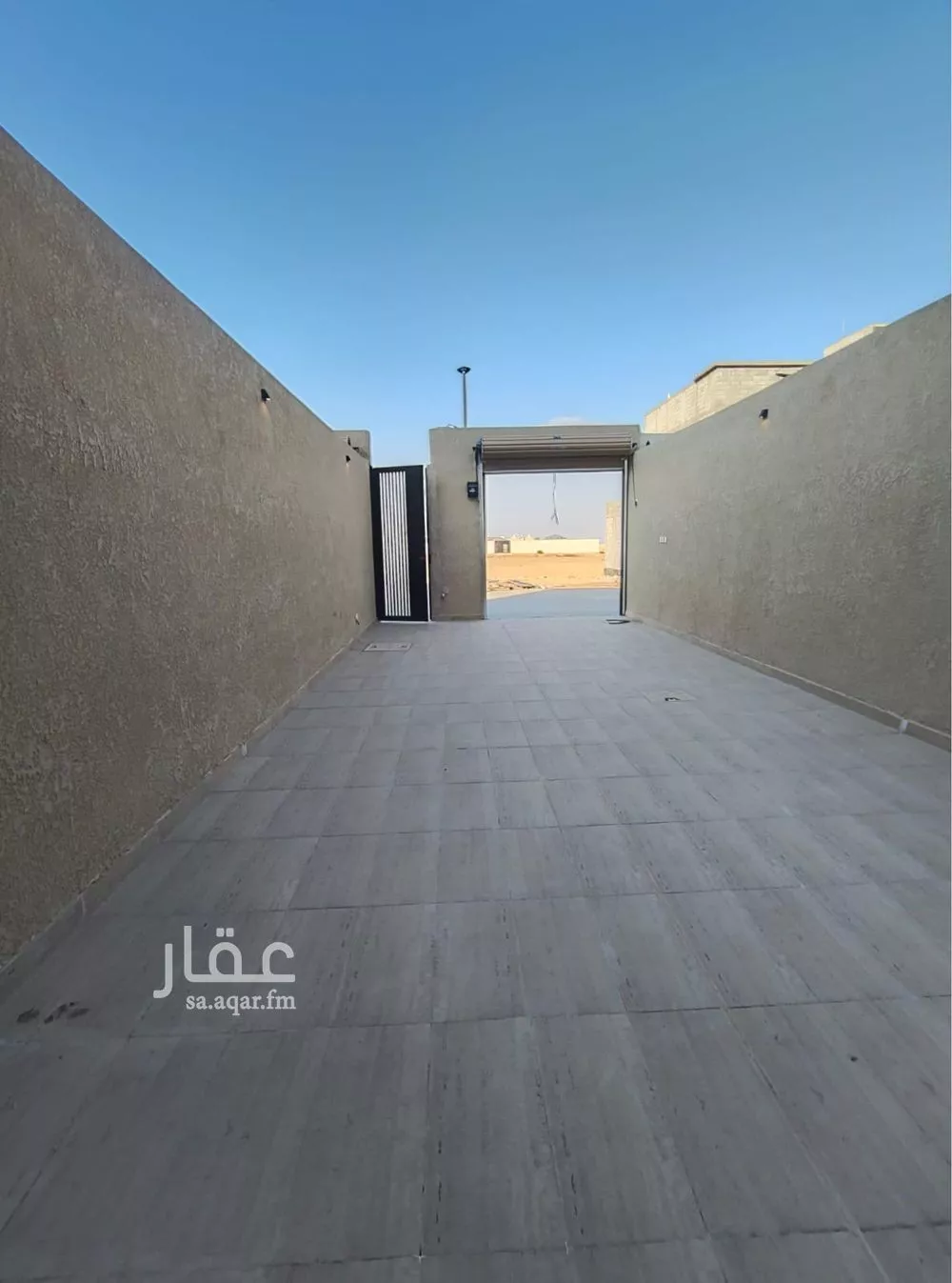5 bedroom floor in Dahiat Namar 5