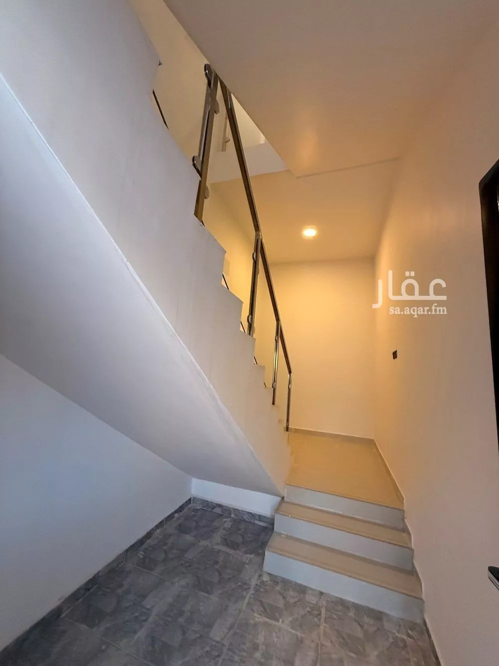 4 bedroom floor in Al Janadriyah 17