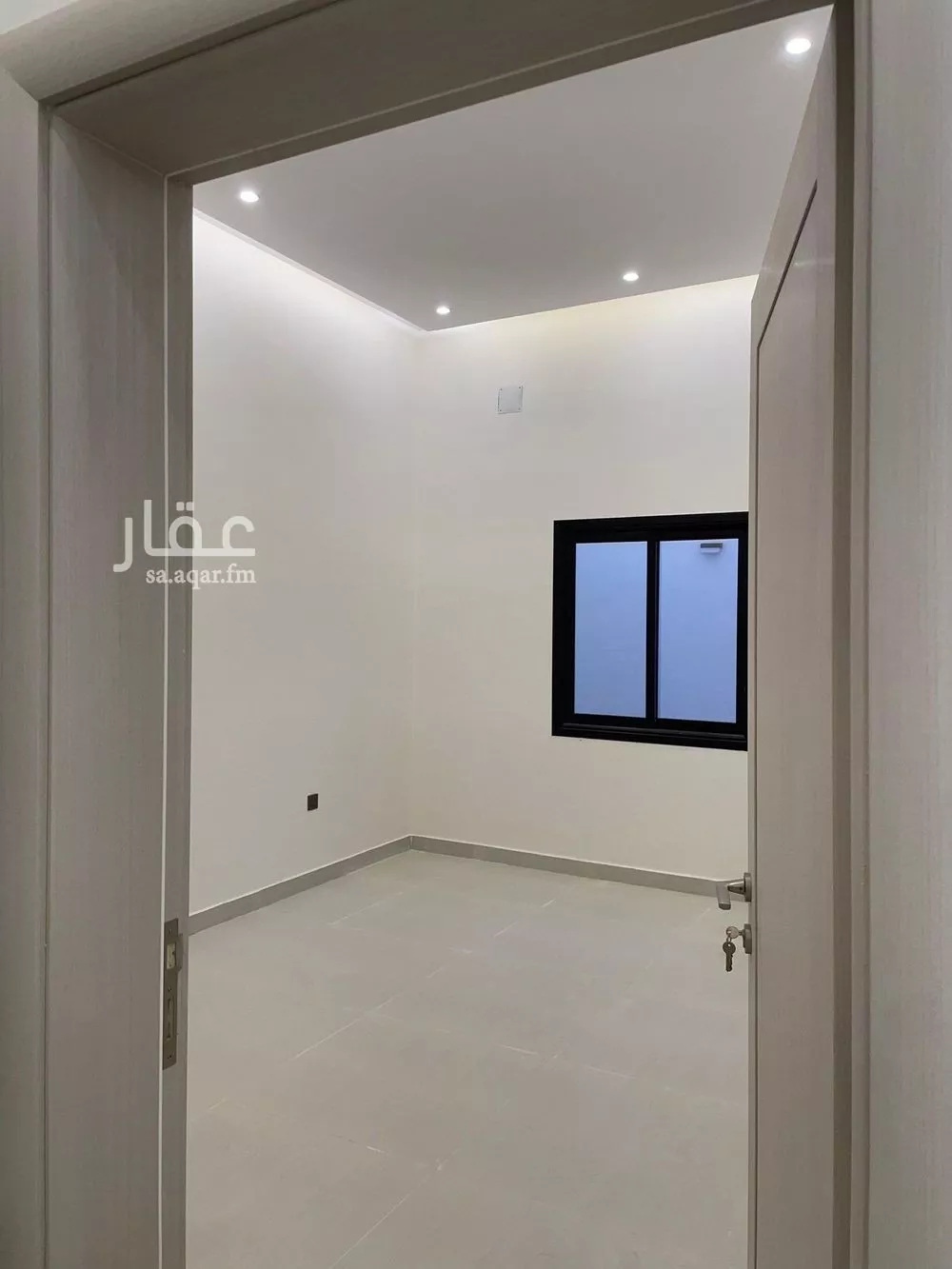 4 bedroom floor in Al Janadriyah 6