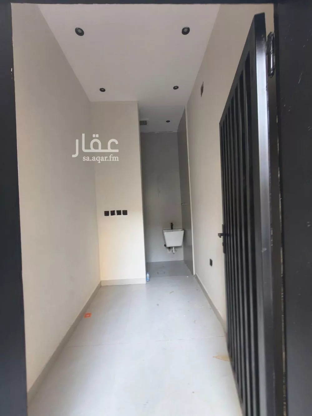 دور 4 غرف في السويدي 13