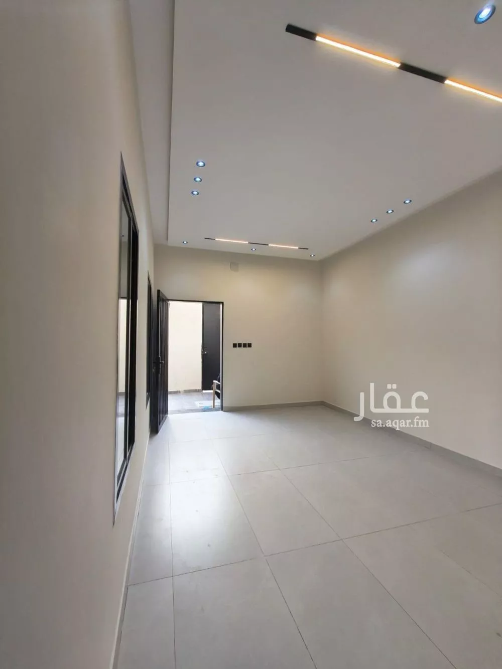 دور 4 غرف في السويدي 10
