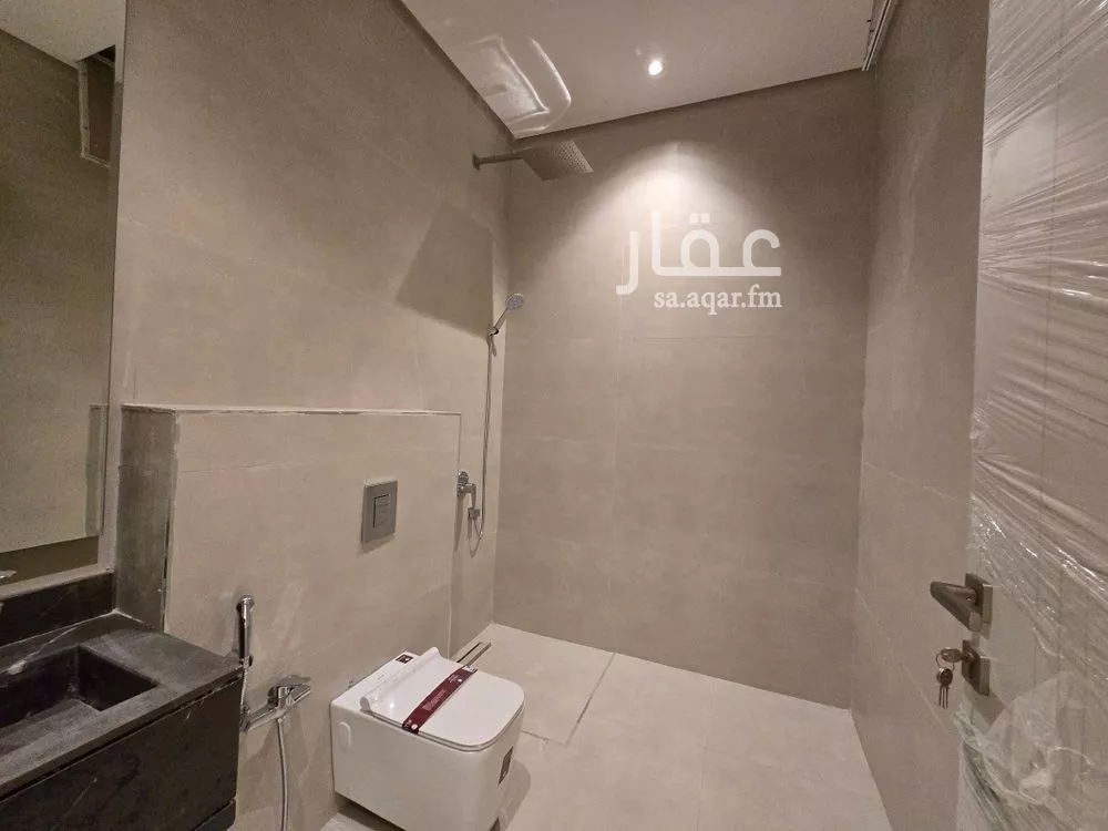 4 bedroom floor in Al Rimal 12