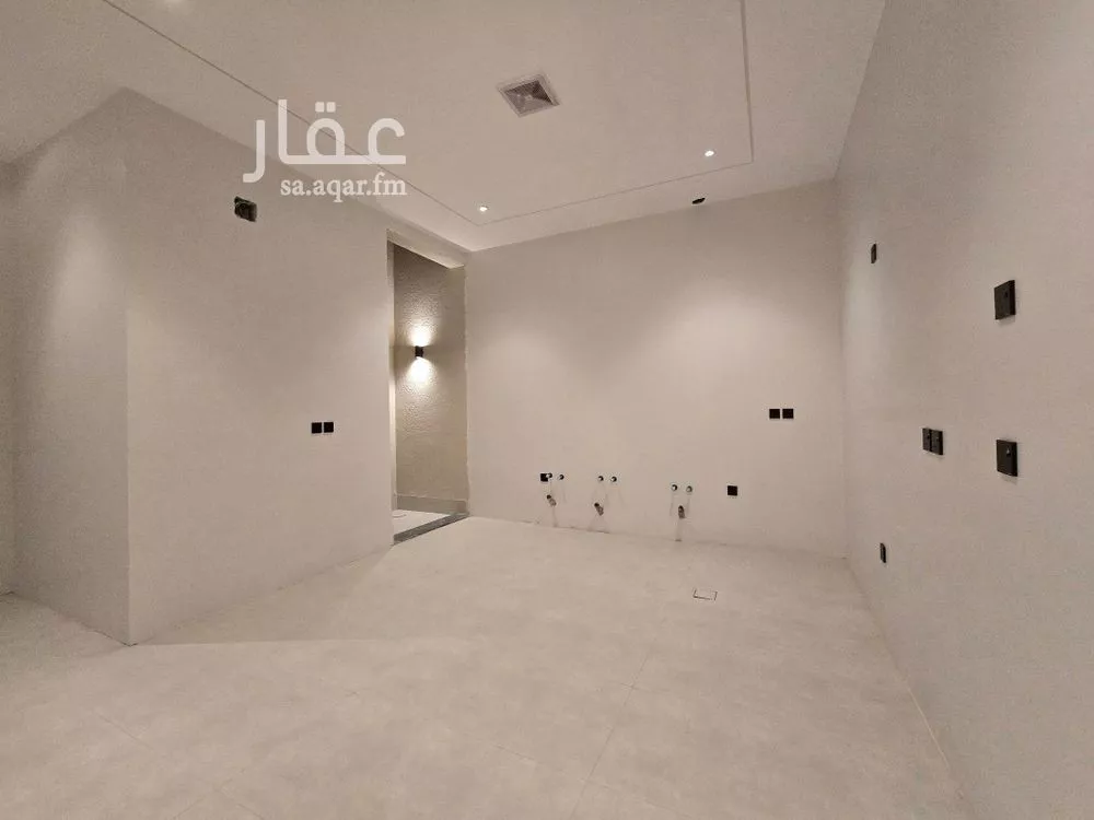 4 bedroom floor in Al Rimal 5