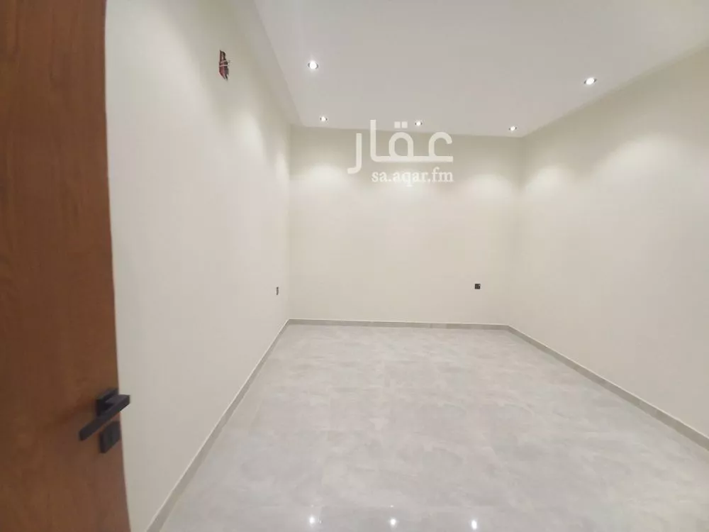 3 bedroom floor in Tuwaiq 14