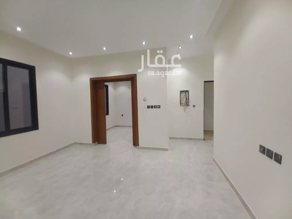 3 bedroom floor in Tuwaiq 3
