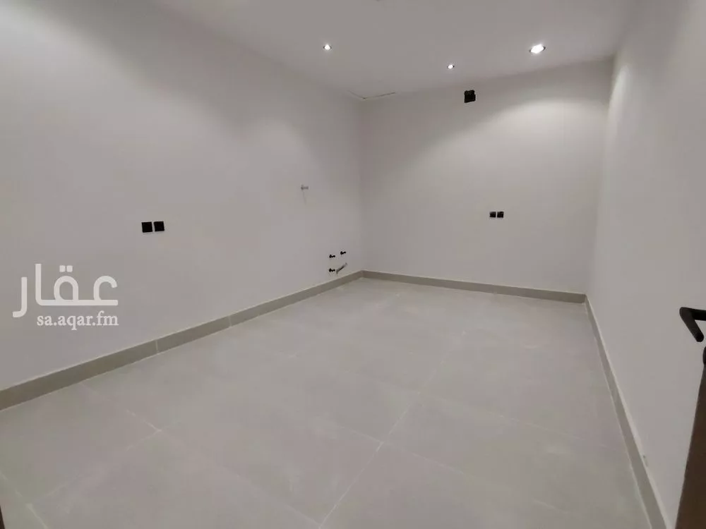 دور 3 غرف في عكاظ 14