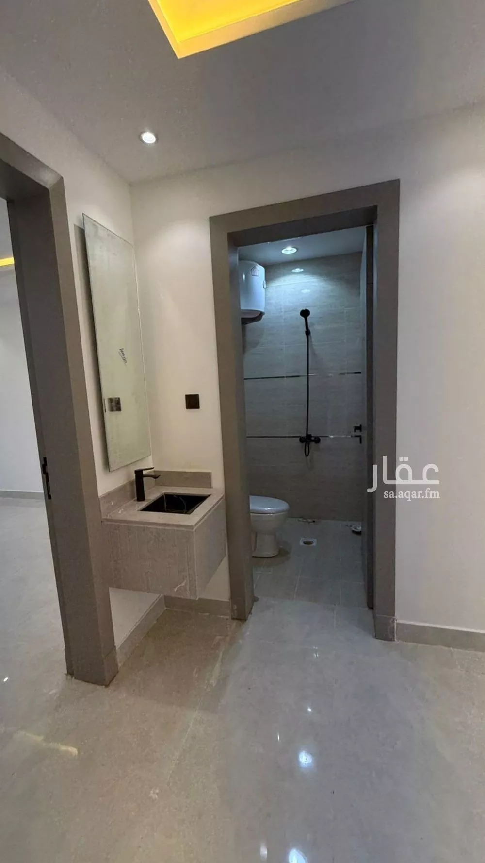 4 bedroom floor in Badr 8