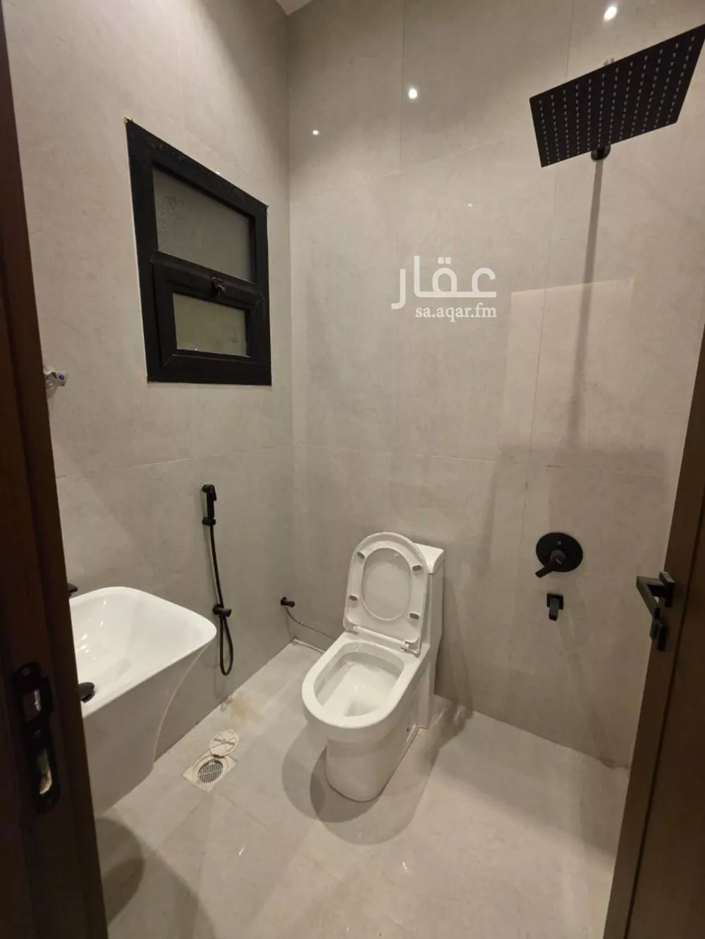 دور 5 غرف في الشرق 15