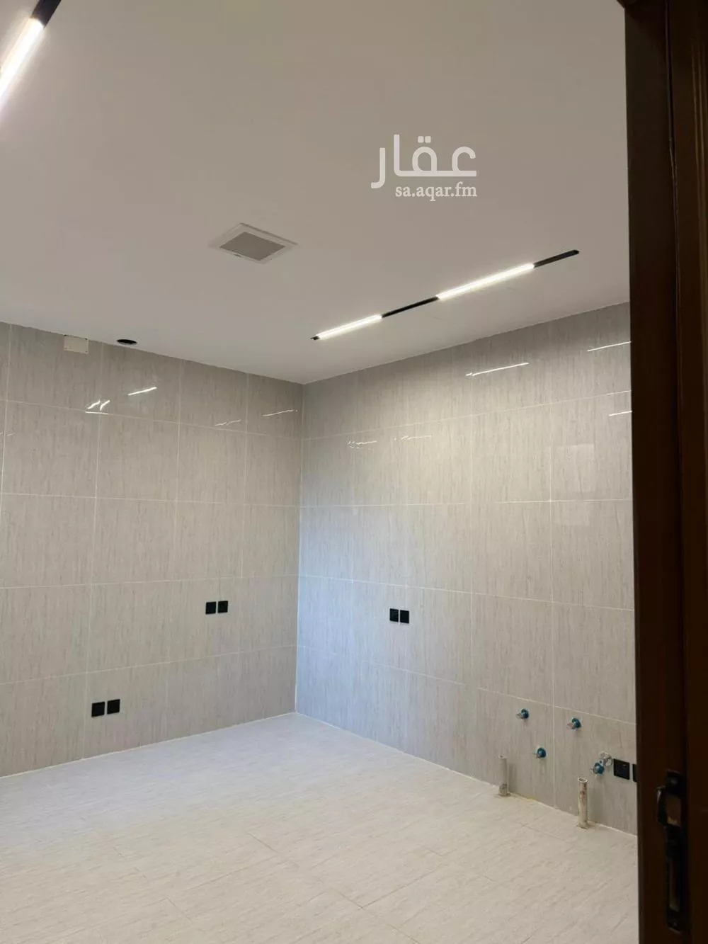5 bedroom floor in Ash Sharq 3