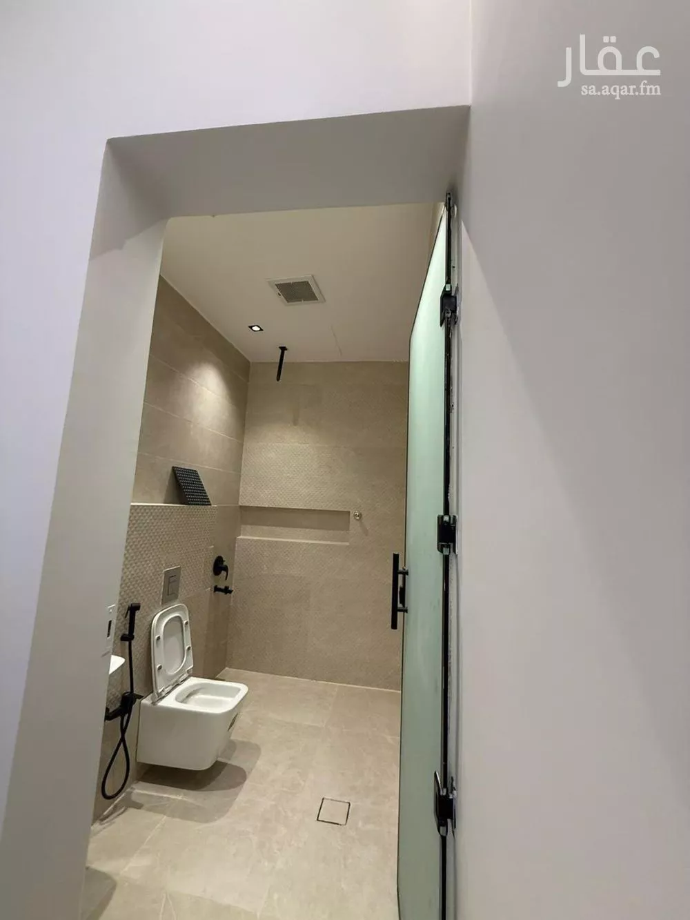5 bedroom floor in Ash Sharq 8