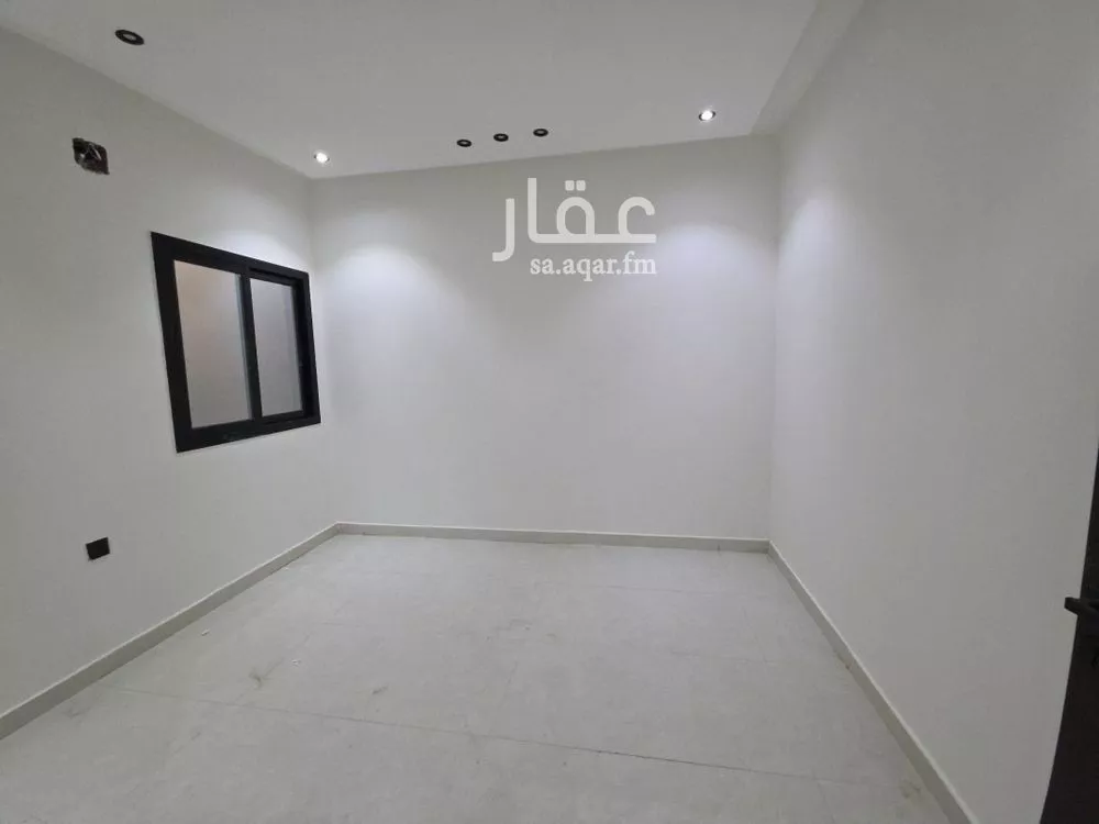 دور 6 غرف في السويدي 12