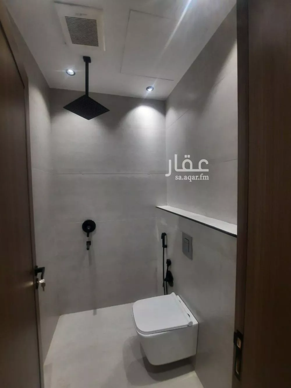 دور 4 غرف في السويدي 14