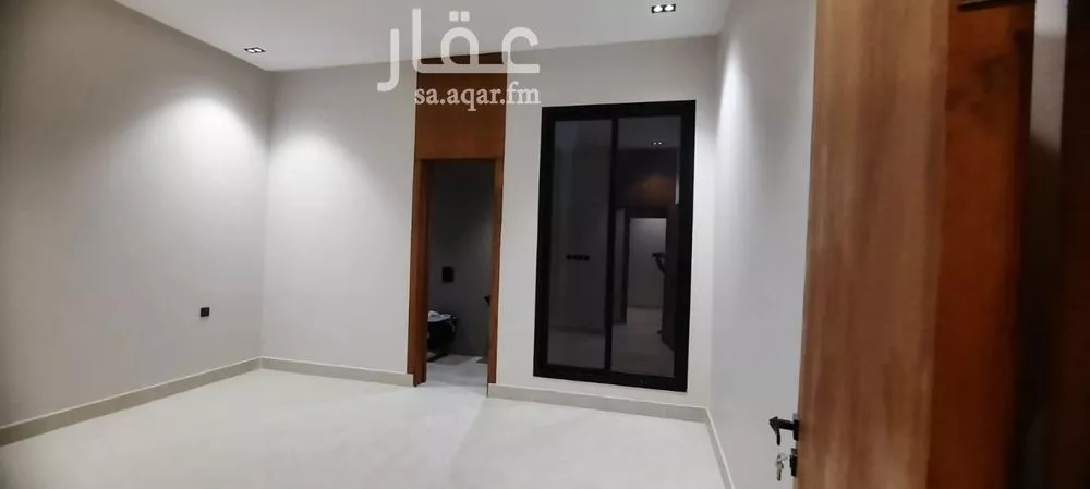 5 bedroom floor in Tuwaiq 3