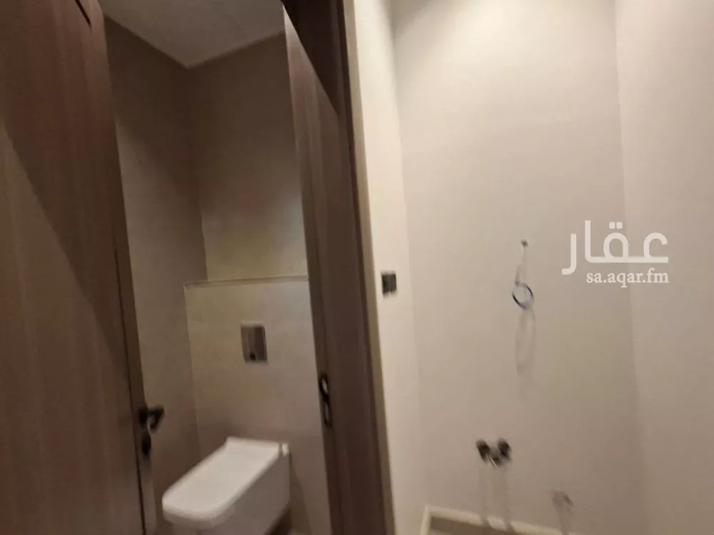 دور 5 غرف في السويدي 8